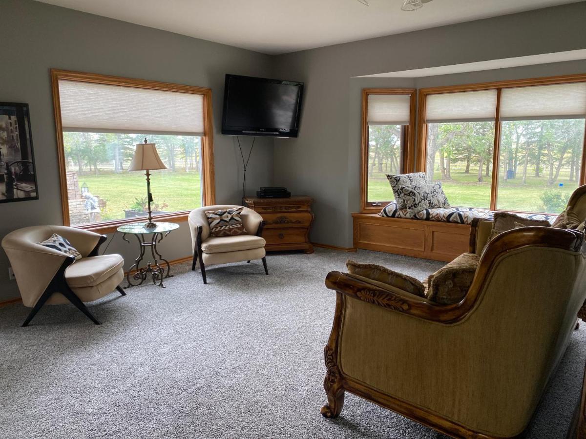 Rolling Hills Country Resort Bed And Breakfast Three Hills Exterior foto